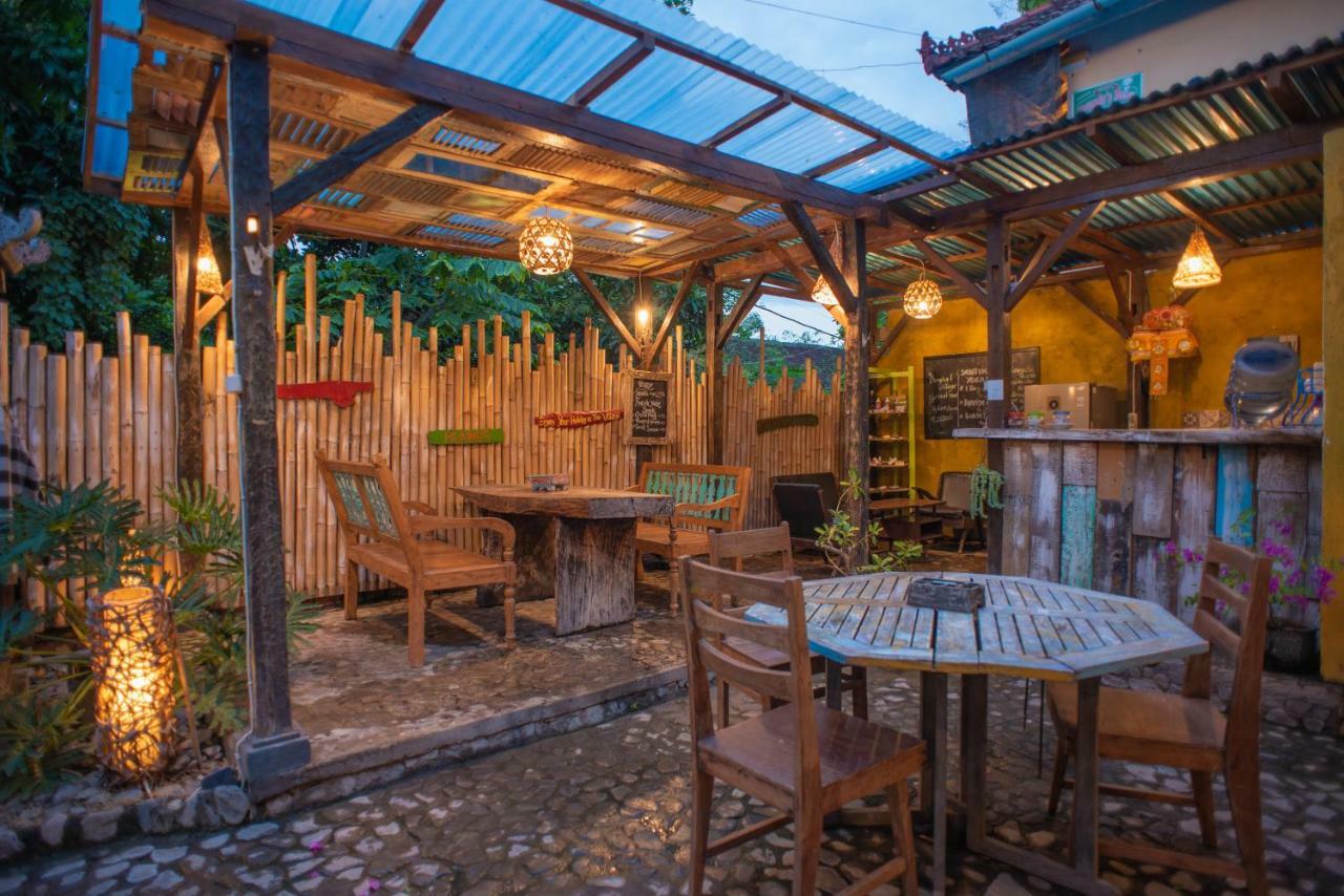 The Village Bed And Breakfast Lovina Esterno foto